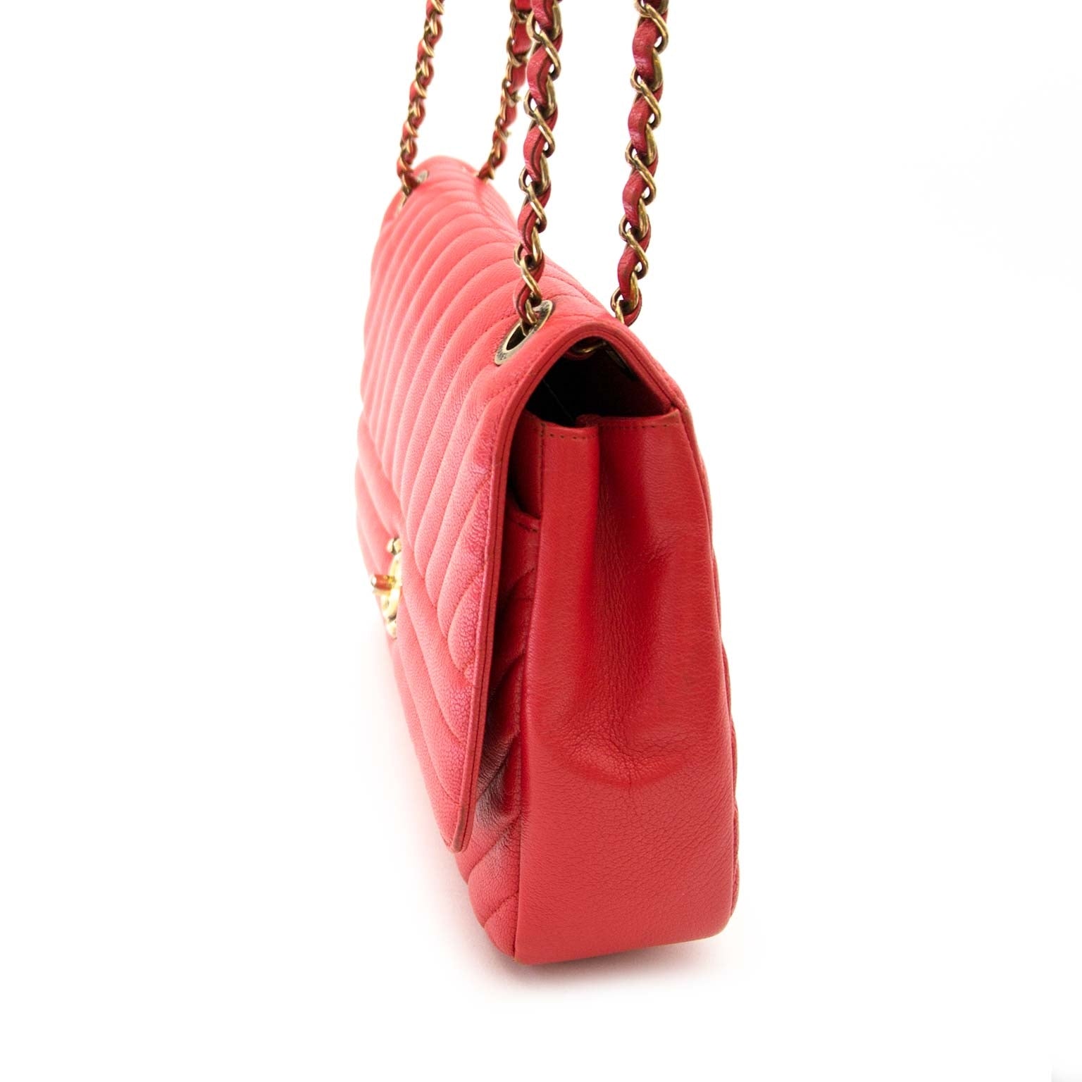safe online shopping at labellov vintage fashion webshop belgium with chanel red goatskin flap bag