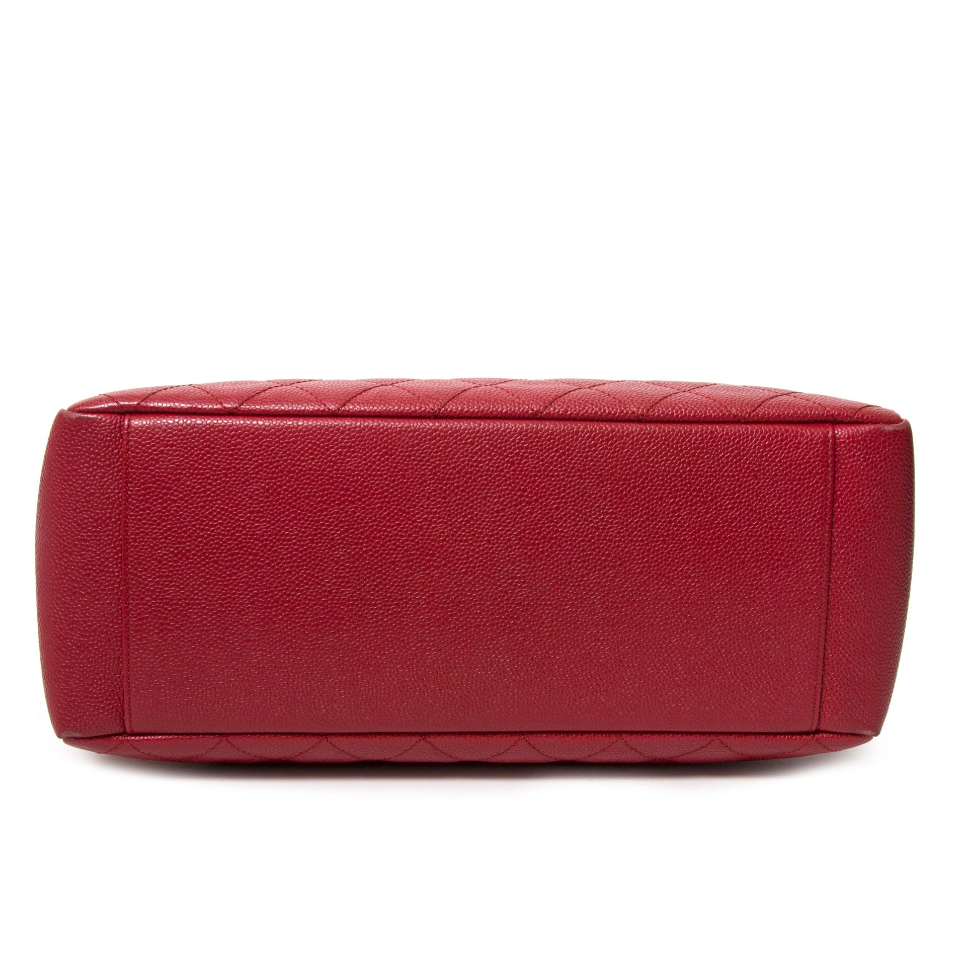 chanel red grand shopping tote now for sale at labellov vintage fashion webshop belgium