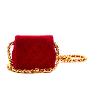koop authentieke zeldzame vintage chanel micro mini rood velvet tasje bij labellov vintage mode webshop belgië