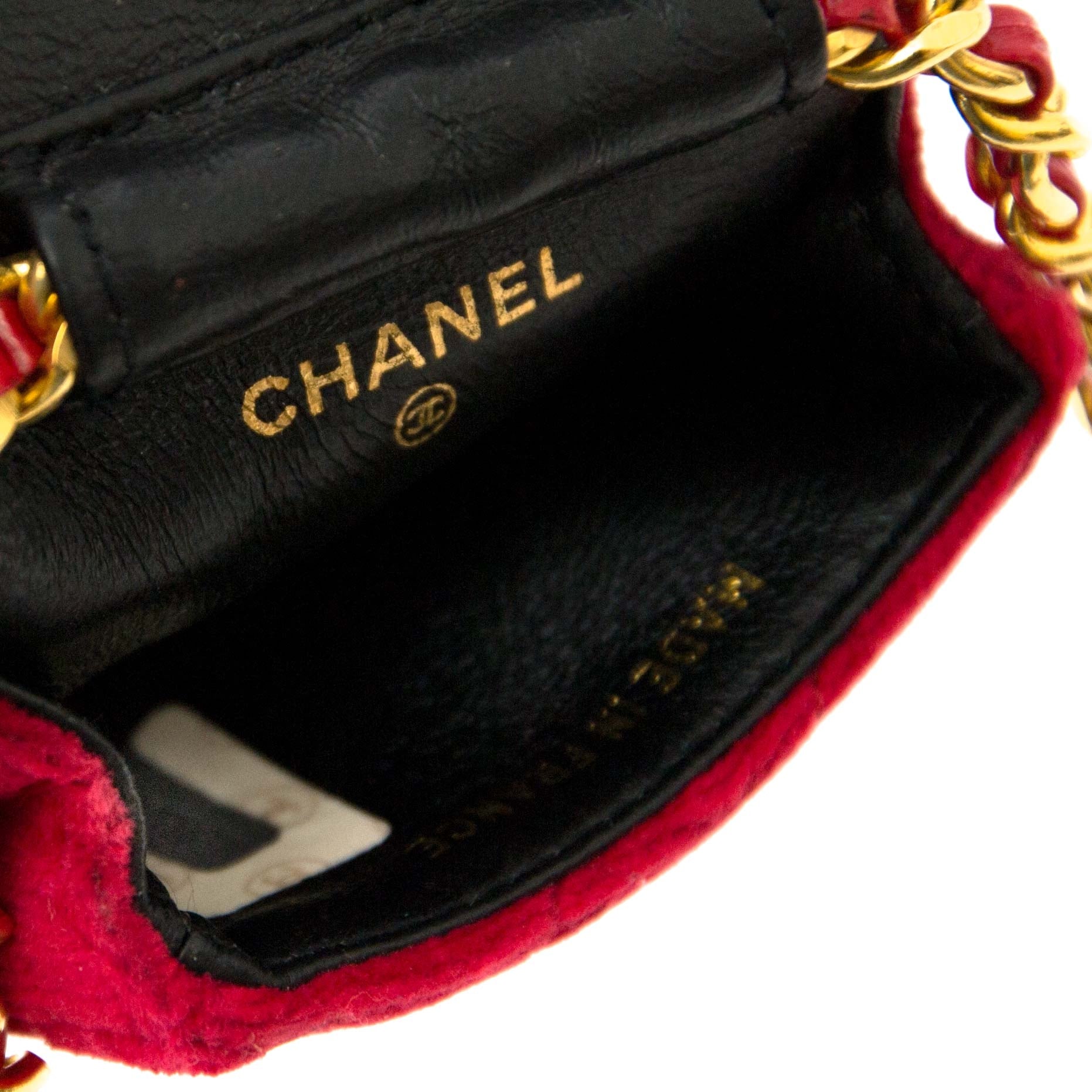 safe online shopping at labellov vintage fashion webshop belgium with rare vintage chanel micro mini red velvet flap bag