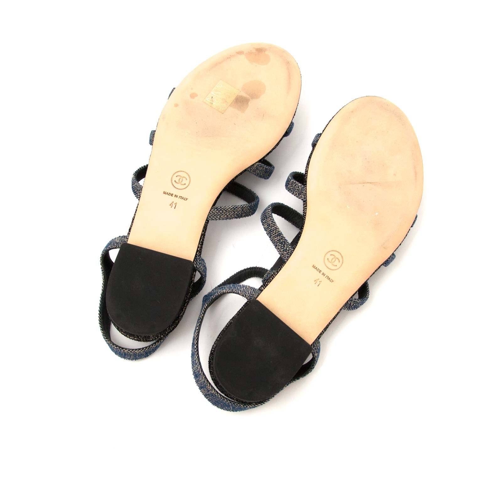 koop veilig online tegen de beste prijs Chanel Denim Embellished Sandals - Size 41
