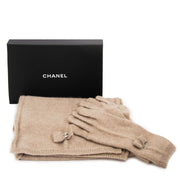chanel set beige scarf and gloves now for sale at labellov vintage fashion webshop belgium