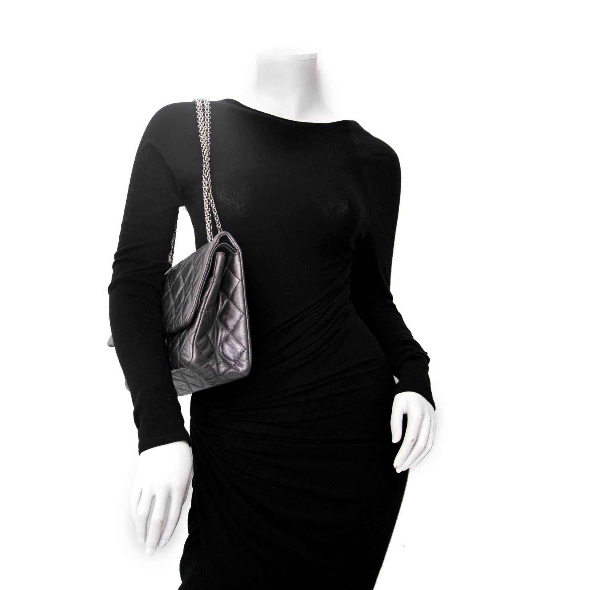 comme neuf sac a main Chanel Metallic Silver Reissue
