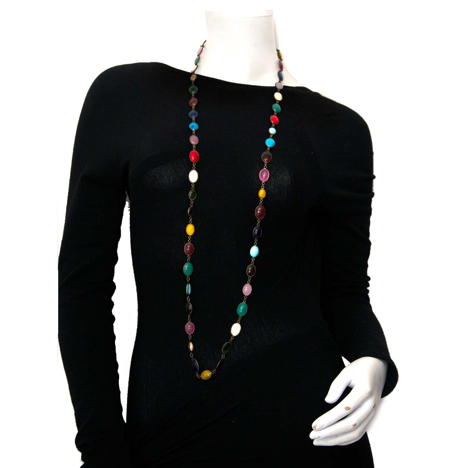 Chanel Vintage Gripoix Poured Glass Colourful Necklace Buy authentic designer Chanel secondhand necklace at Labellov at the best price. Safe and secure shopping. Koop tweedehands authentieke Chanel halsketting bij designer webwinkel labellov.