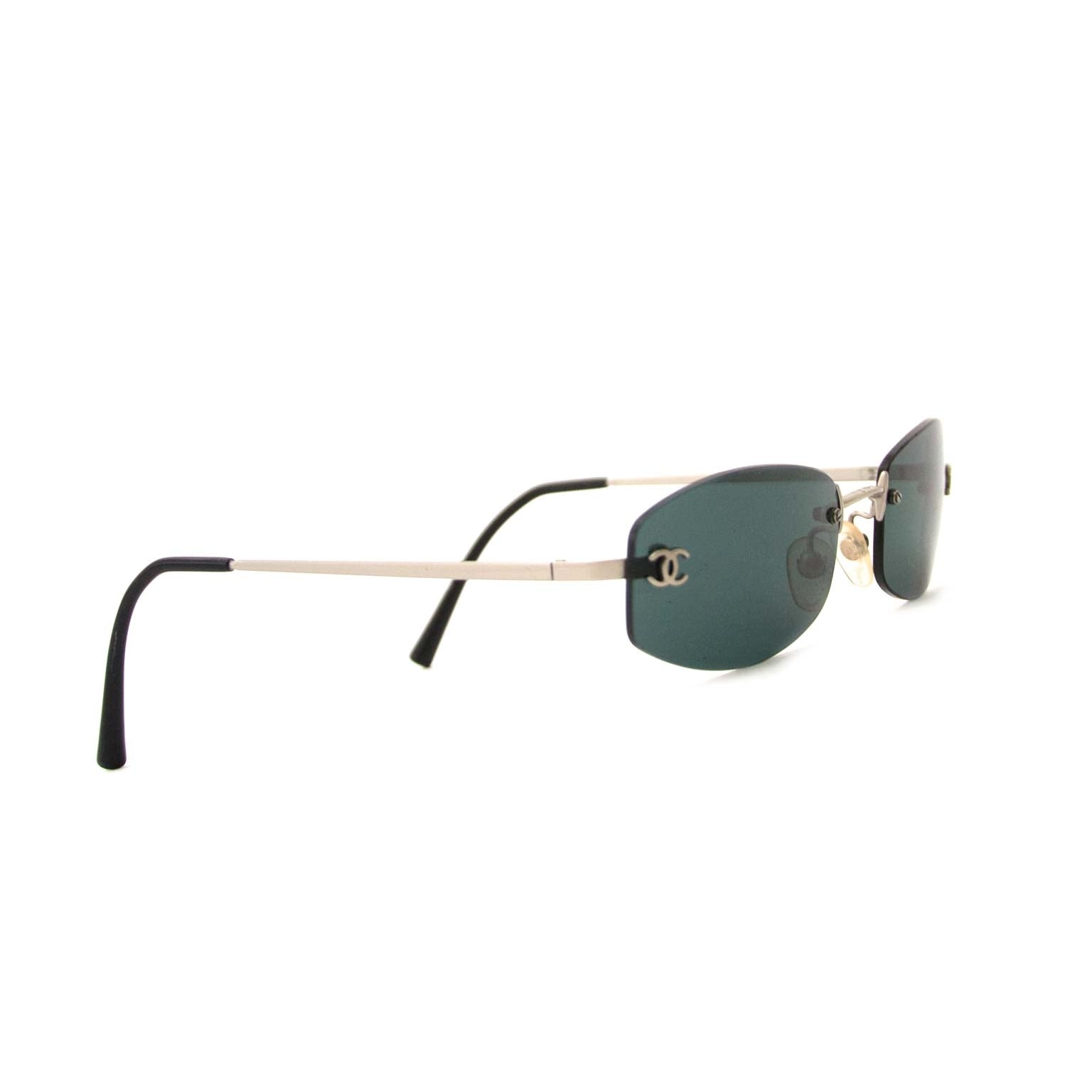 chanel rimless cc aviator sunglasses now for sale at labellov vintage fashion webshop belgium