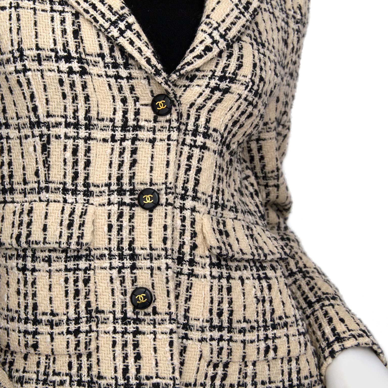 Achetz 100% secur Chanel Tweed Bouclé Blazer Vest en ligne chez Labellov