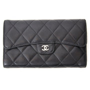 Authentieke Chanel wallet voor de juiste prijs bij LabelLOV vintage webshop. Veilig online winkelen. Luxe, vintage, mode. Antwerpen, België.