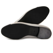Chanel White & Black Ballet Flats - Size 35 Buy authentic designer Chanel secondhand shoes flats ballerinas at Labellov at the best price. Safe and secure shopping. Koop tweedehands authentieke Chanel schoenen bij designer webwinkel labellov.