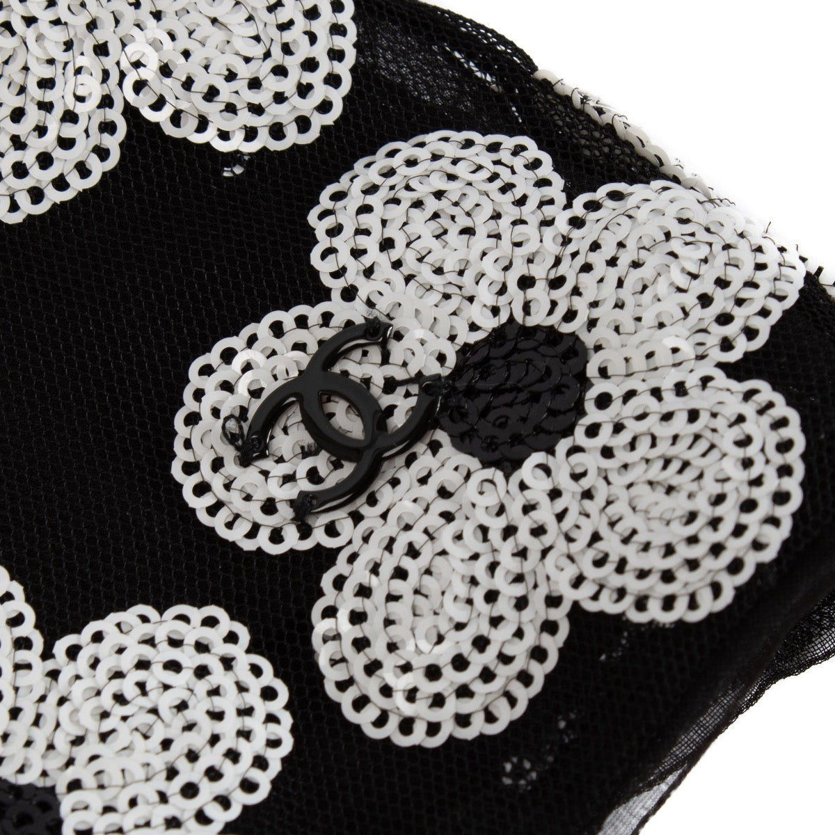 Authentic second hand Chanel 2015 Sequin Flower top on Labellov.com