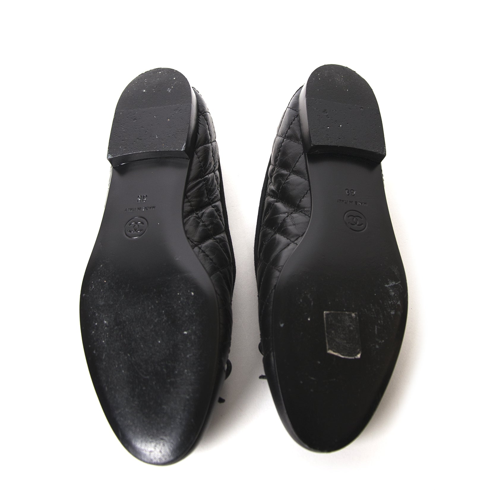 chanel black quilted leather cambon ballerinas now for sale at labellov vintage fashion webshop belgium