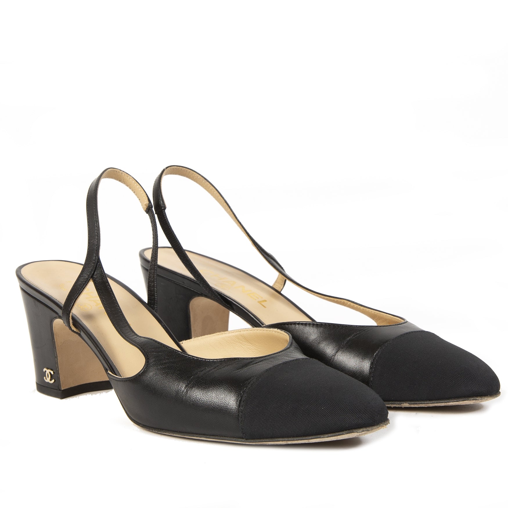 Chanel Black Leather Heels Size 40,5
