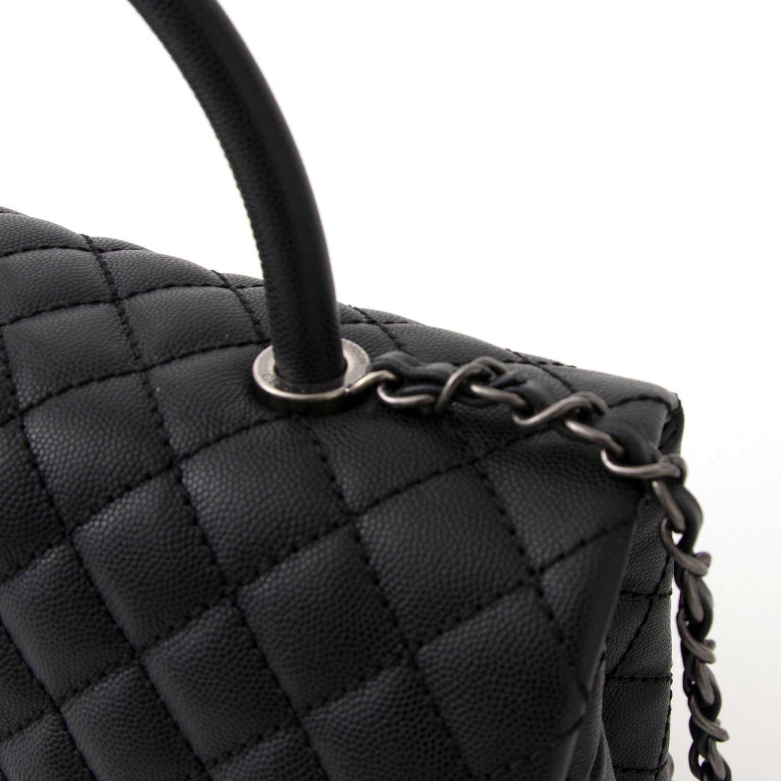 acheter en ligne pour le meilleur prix sac a main Chanel Black Flap Bag With Handle comme neuf site en ligne labellov.com