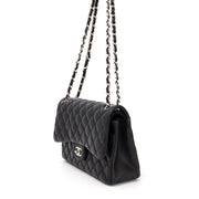 koop veilig online tegen de beste prijs jou tweedehands Chanel Black Jumbo Classic Double Flap Bag
