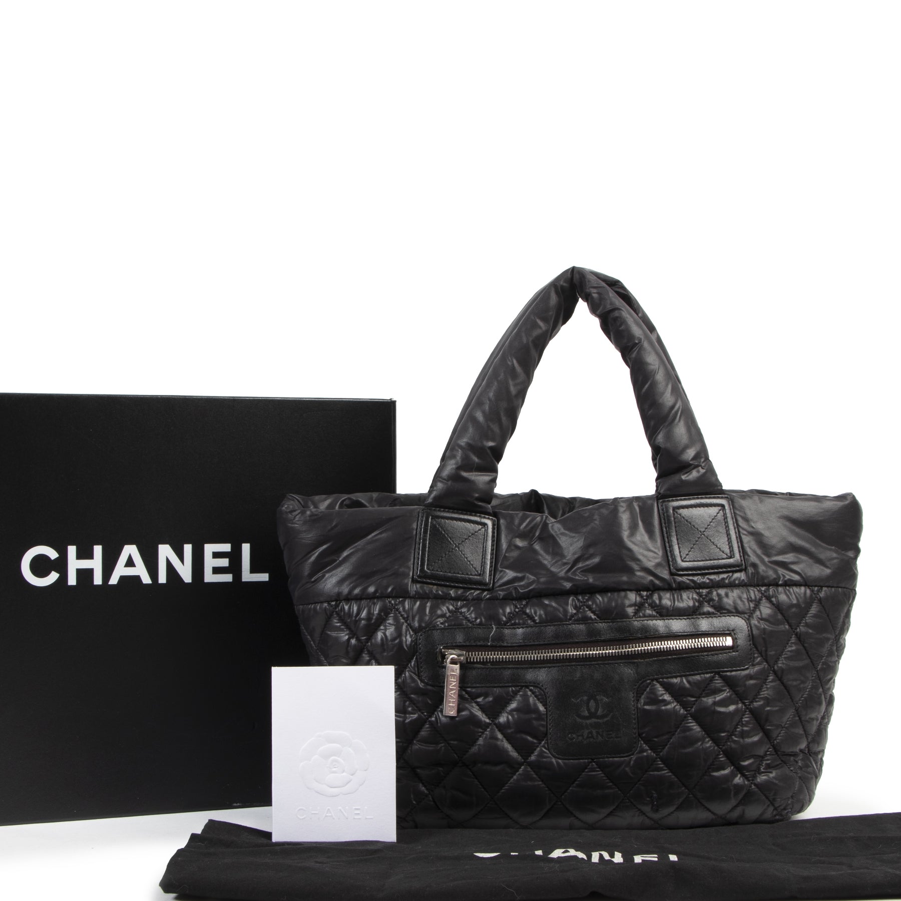 Authentic secondhand Chanel Black Quilted Cocoon Bag designer bags fashion luxury vintage webshop safe secure online shopping