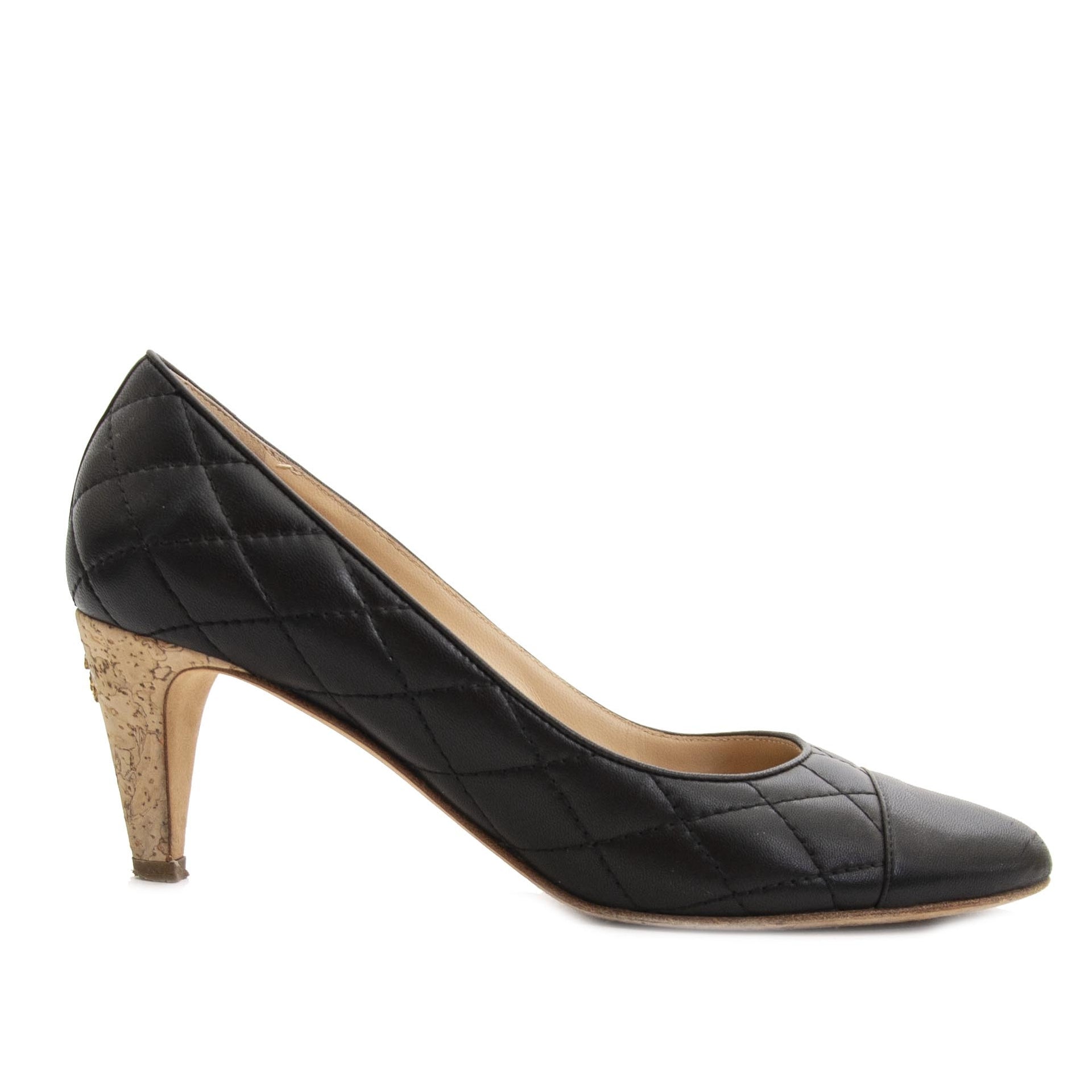 Authentic second hand vintage Chanel Quilted Pumps Cork Heels buy online webshop LabelLOV
