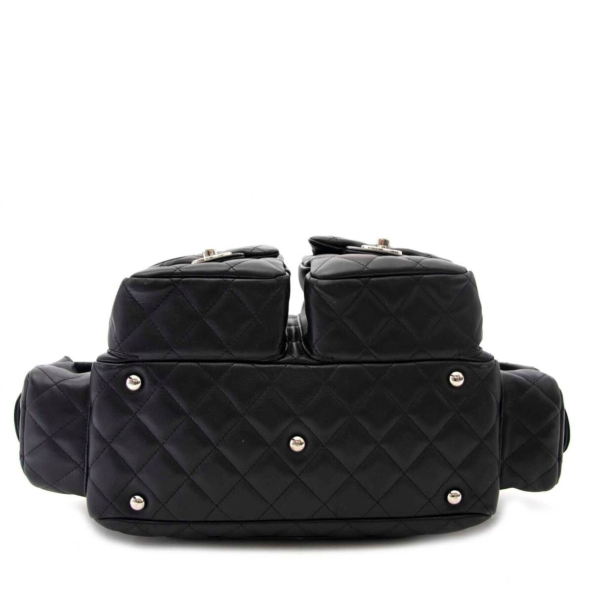 Compra una cartera autentica Chanel en moda para el precio correcto en LabelLOV.