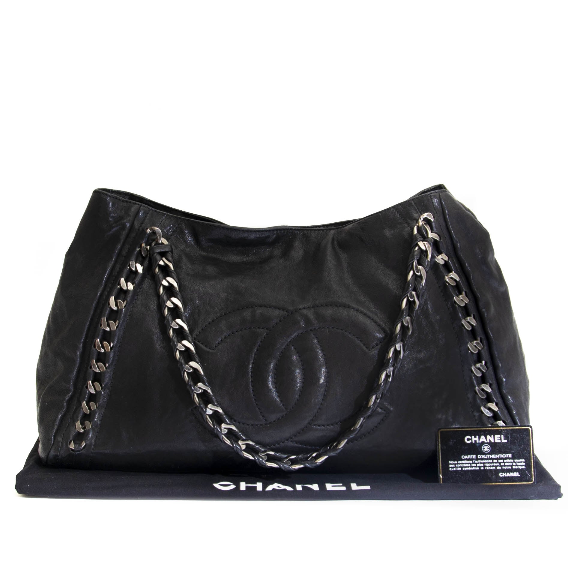 Chanel Black 'Luxe Ligne' Bag now for sale at labellov vintage fashion webshop belgium