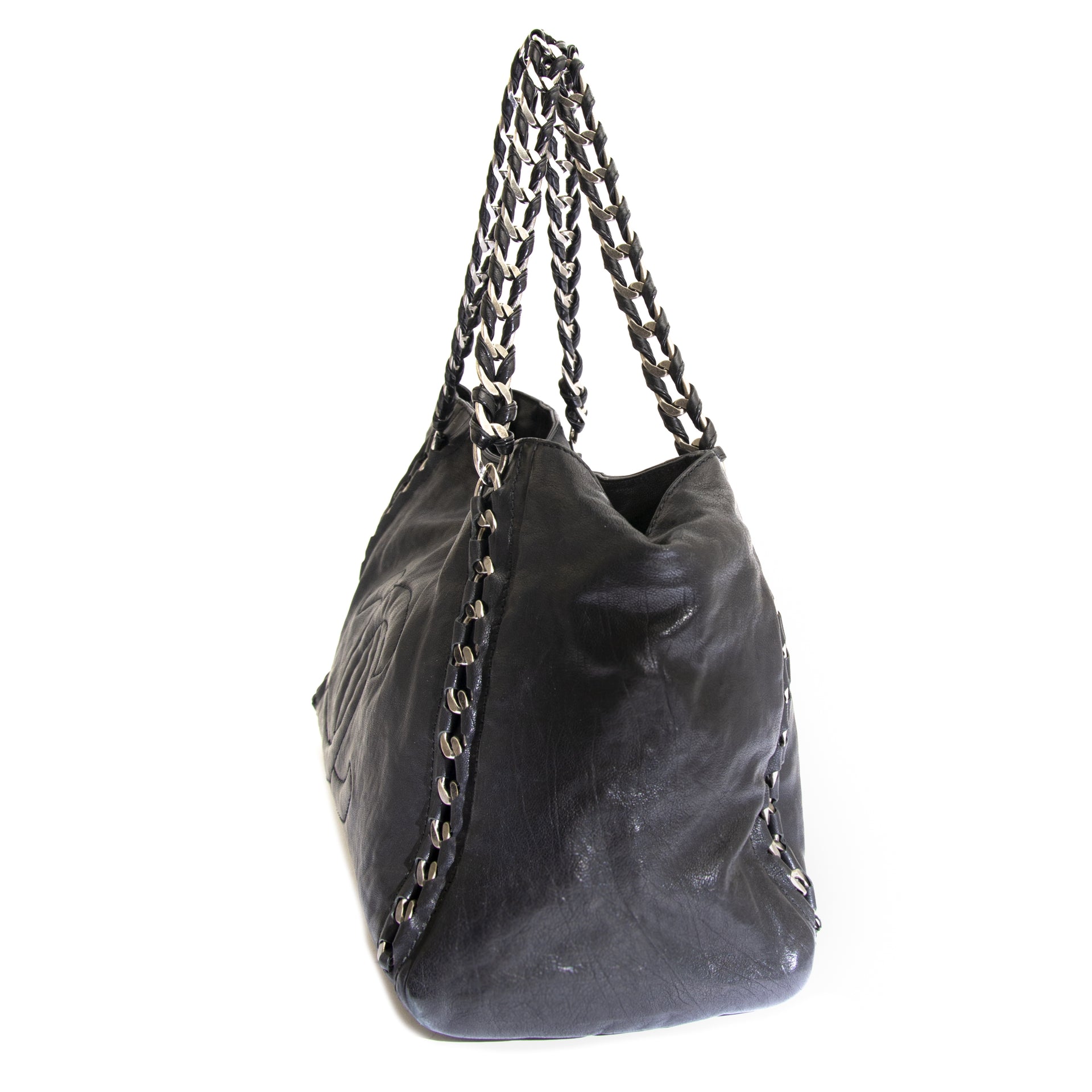 Chanel Black 'Luxe Ligne' Bag now for sale at labellov vintage fashion webshop belgium