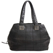 Chanel Le Square Stitch Shoulder Bag now for sale at labellov vintage fashion webshop belgium