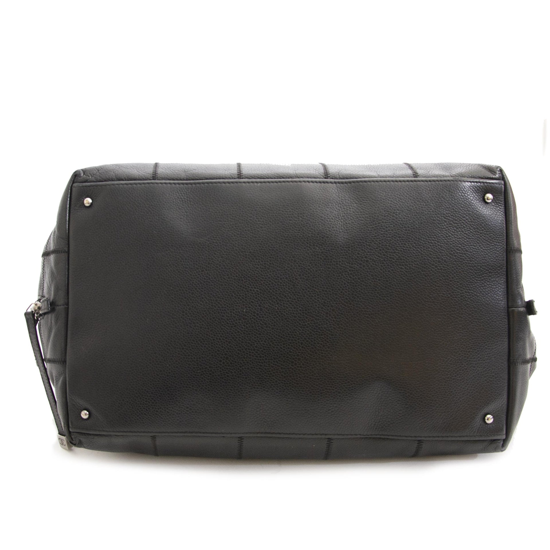 Chanel Le Square Stitch Shoulder Bag now for sale at labellov vintage fashion webshop belgium