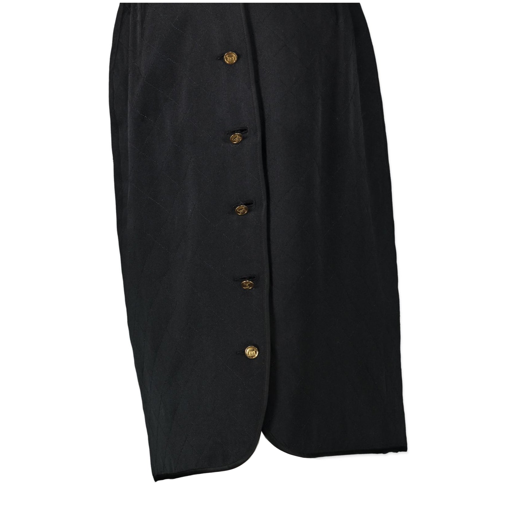 Koop authentieke Chanel Black Quilted Satin Skirt aan de juiste prijs in alle veiligheid LabelLOV luxe merken webshop