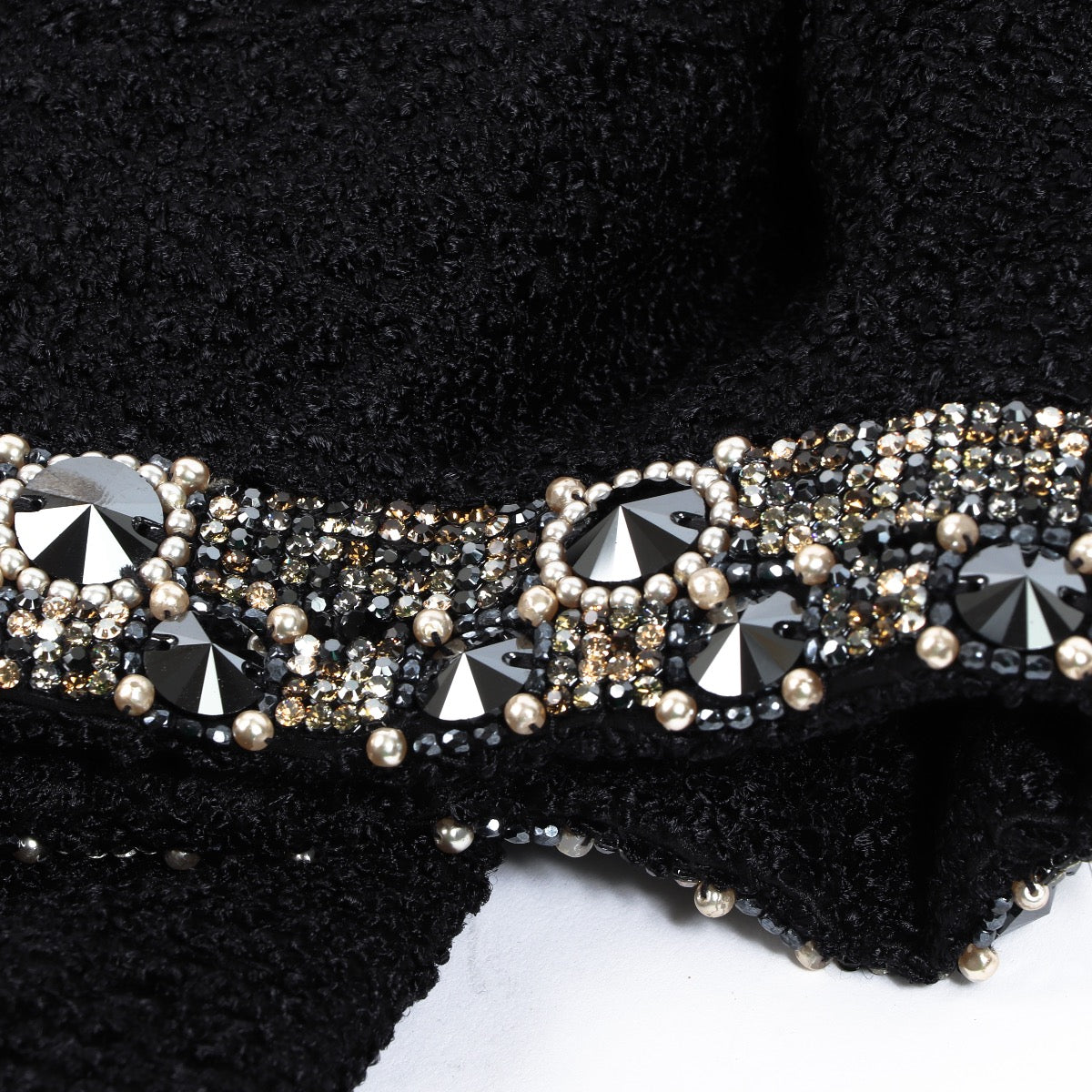 Buy an authentic second hand Chanel AW 2008 Black Short Sleeve with Rhinestones Tweed Jacket - Size FR40 in very good condition at Labellov.com