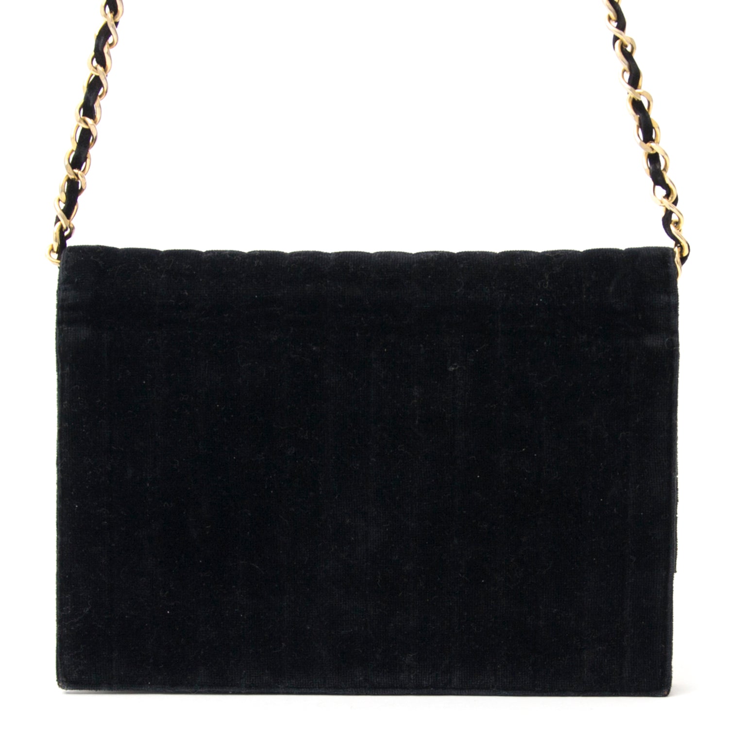 buy safe online aat the best price vintage Chanel Black Velvet Evening Bag at the bet price online webshop labellov.com