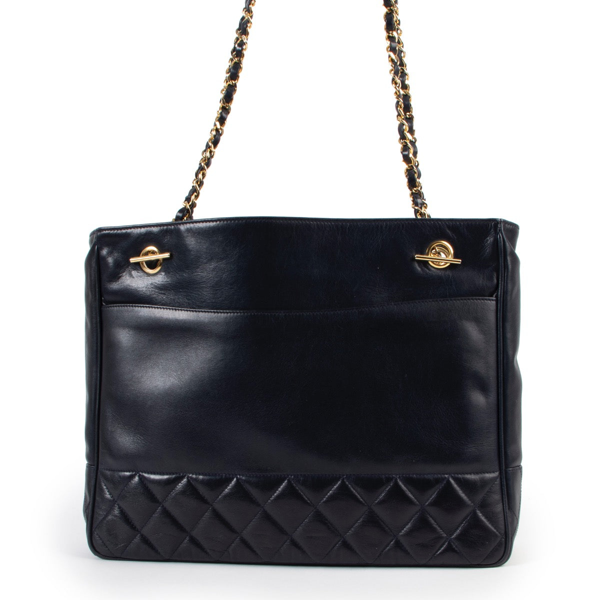 Shop safe online at Labellov in Antwerp this 100% authentic second hand Chanel Blue Tote Shoulder Bag