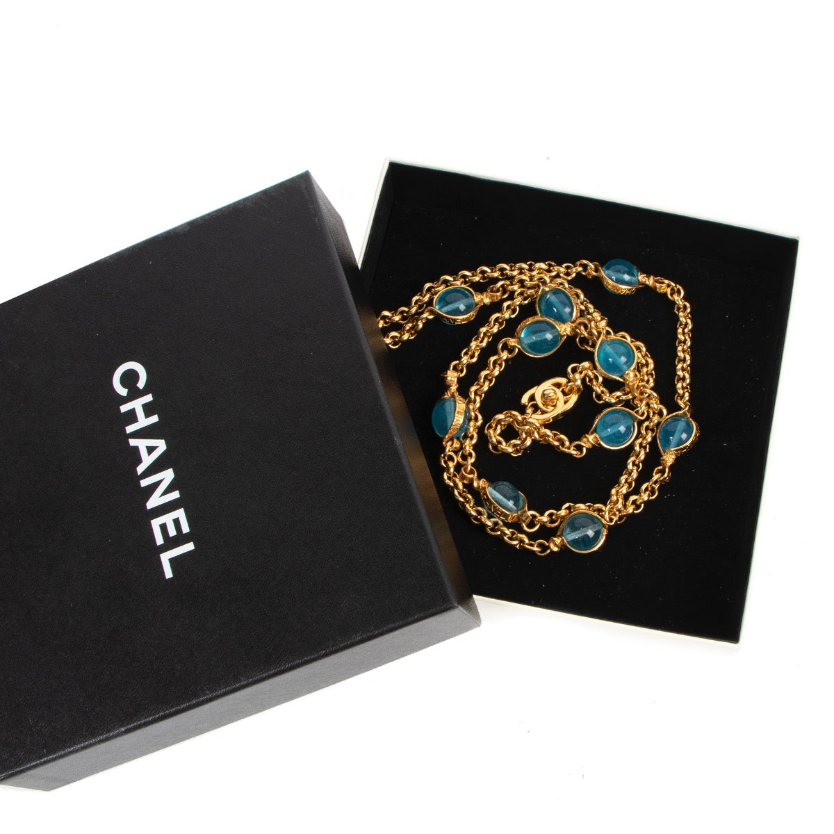 Authenitc second hand Vintage archive Chanel Spring 1996 Blue Bead Gold Chain Long Necklace at Labellov