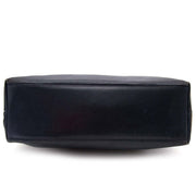 Compra une bolsa Chanel shopper en azul de cuero muy en moda para el precio correcto en LabelLOV.