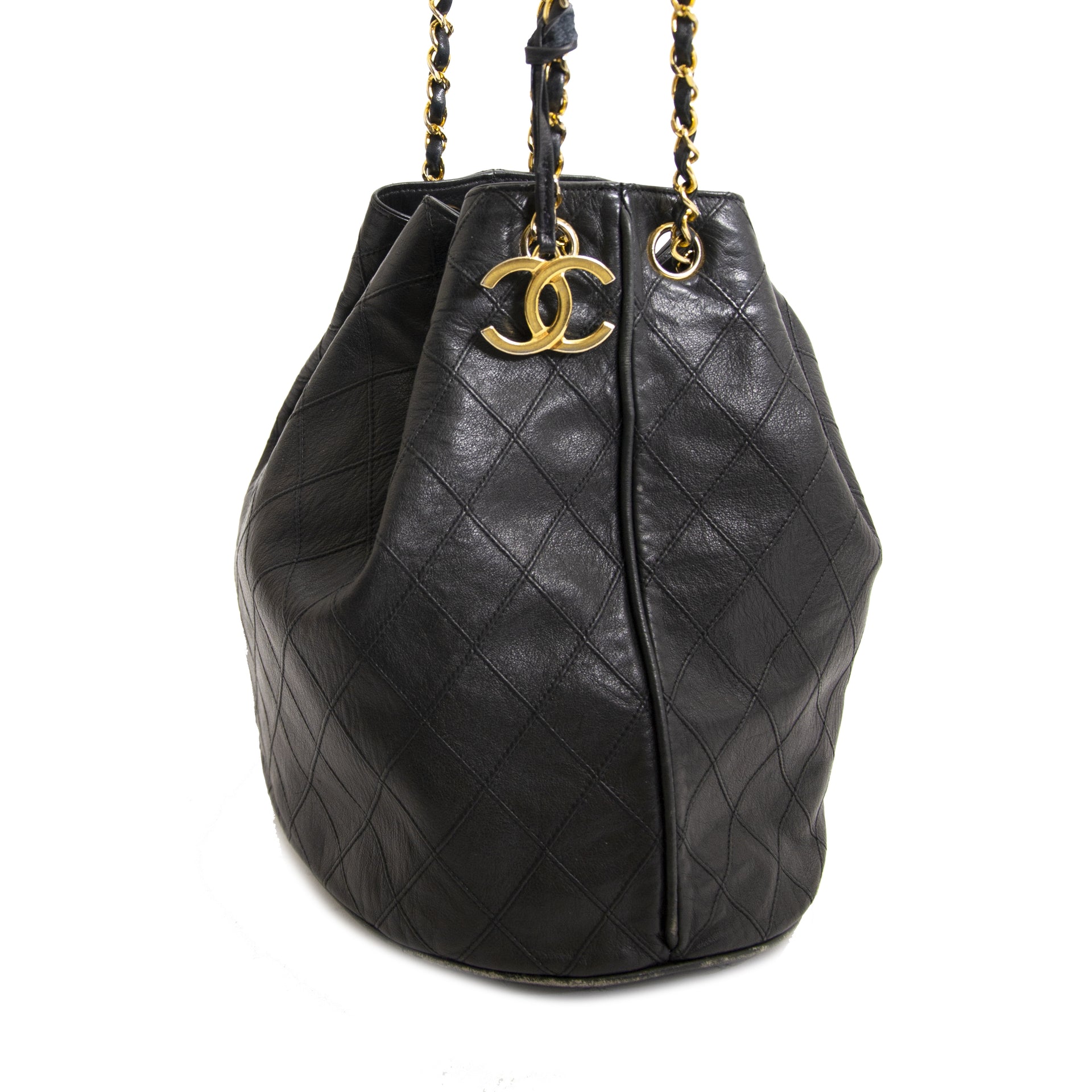 Authentieke vintage Chanel Bucket Bag Gold Logo koop online LabelLOV