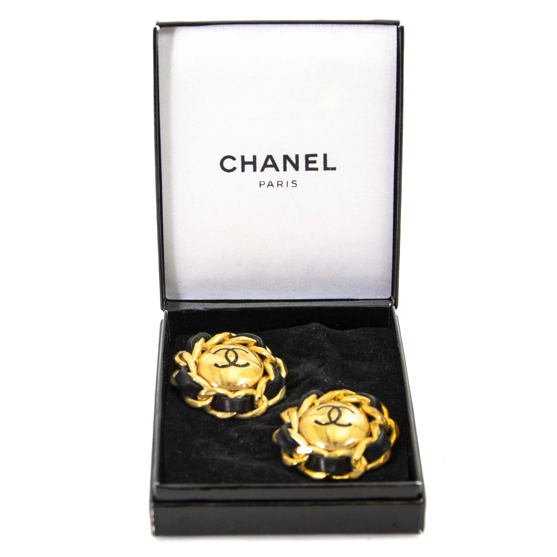 Chanel Gouden En Zwarte Logo Clip-Oorbellen