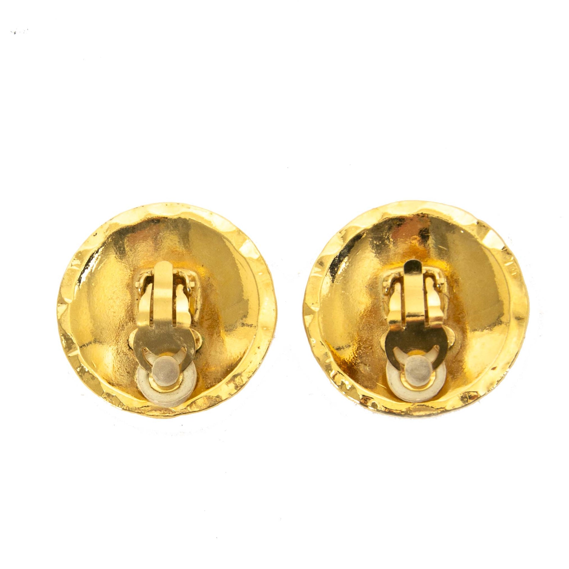 Authentic vintage Chanel golden logo clip on earrings shop online webshop LabelLOV