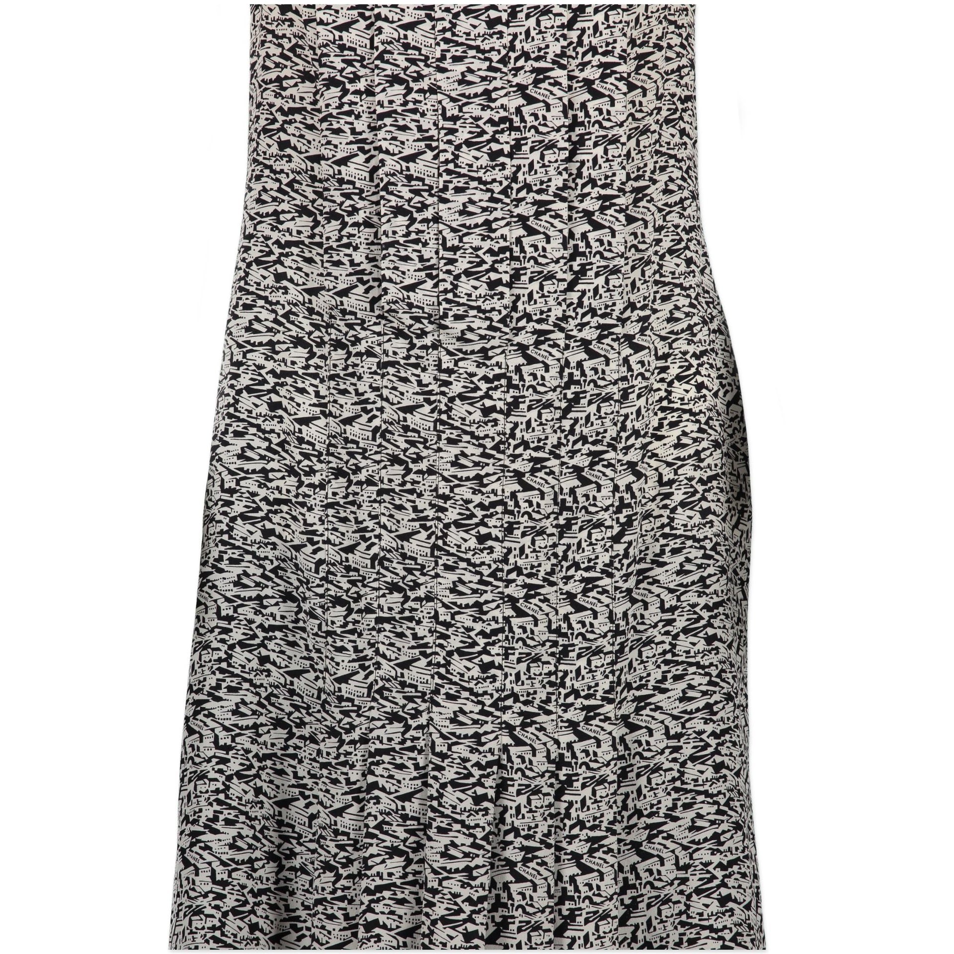 Chanel Silk Black & White Geometric Print Dress - Size 36