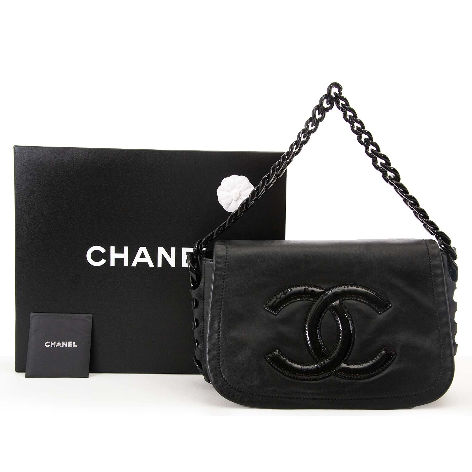Koop 100% authentieke designer handtassen van merken zoals Chanel Louis Vuitton Hermes en meer