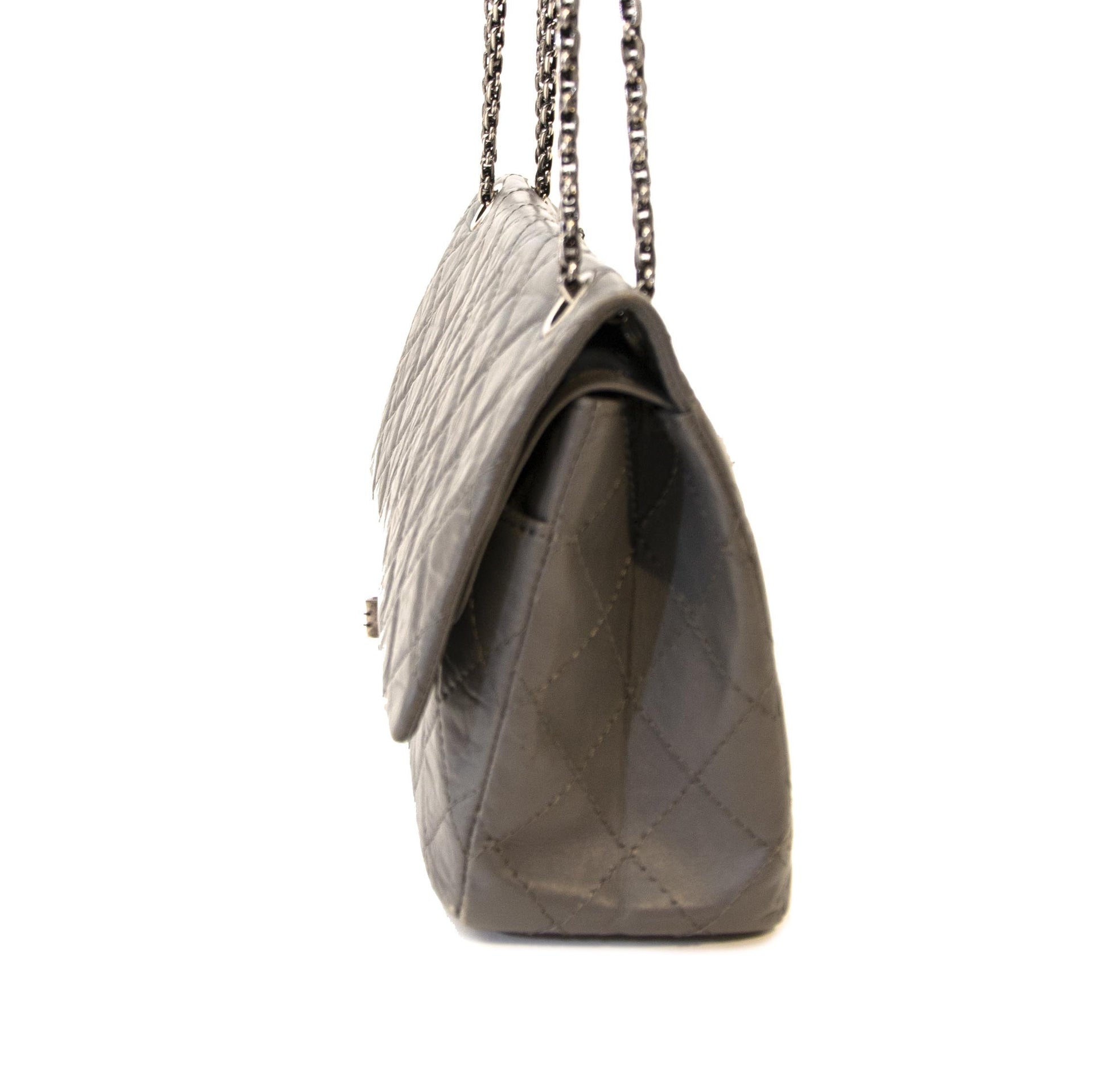 shop now safe online secondhand rey Aged Calfskin 2.55 Reissue 226 Flapbag
