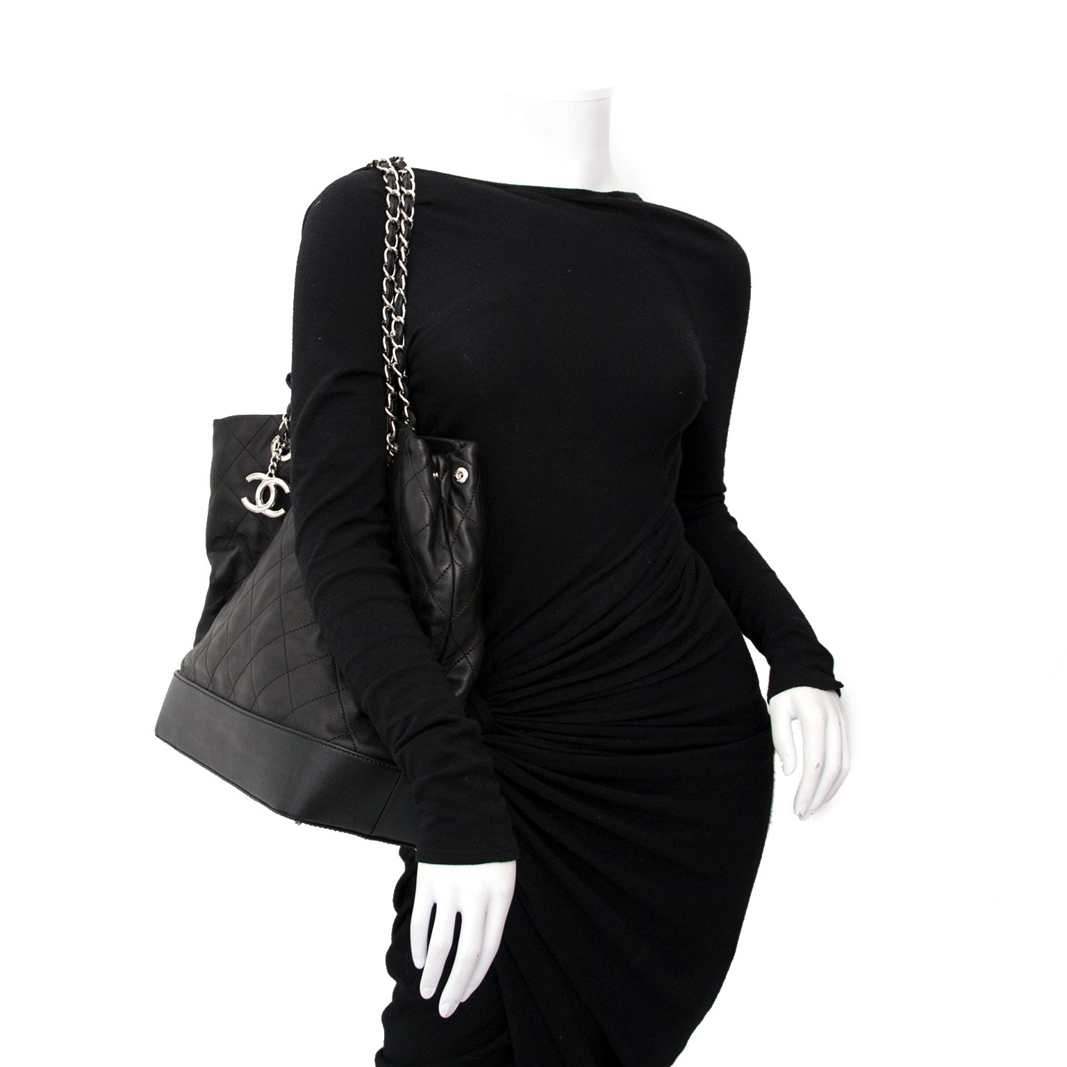 Beautiful Chanel Shopper Tote Black for sale at Labellov, the best price for the best real vintage designer bags with worldwide shipping.