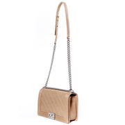 Chanel Beige New Medium Boy Perforated Bag pour le meilleur prix chez Labellov à Anvers