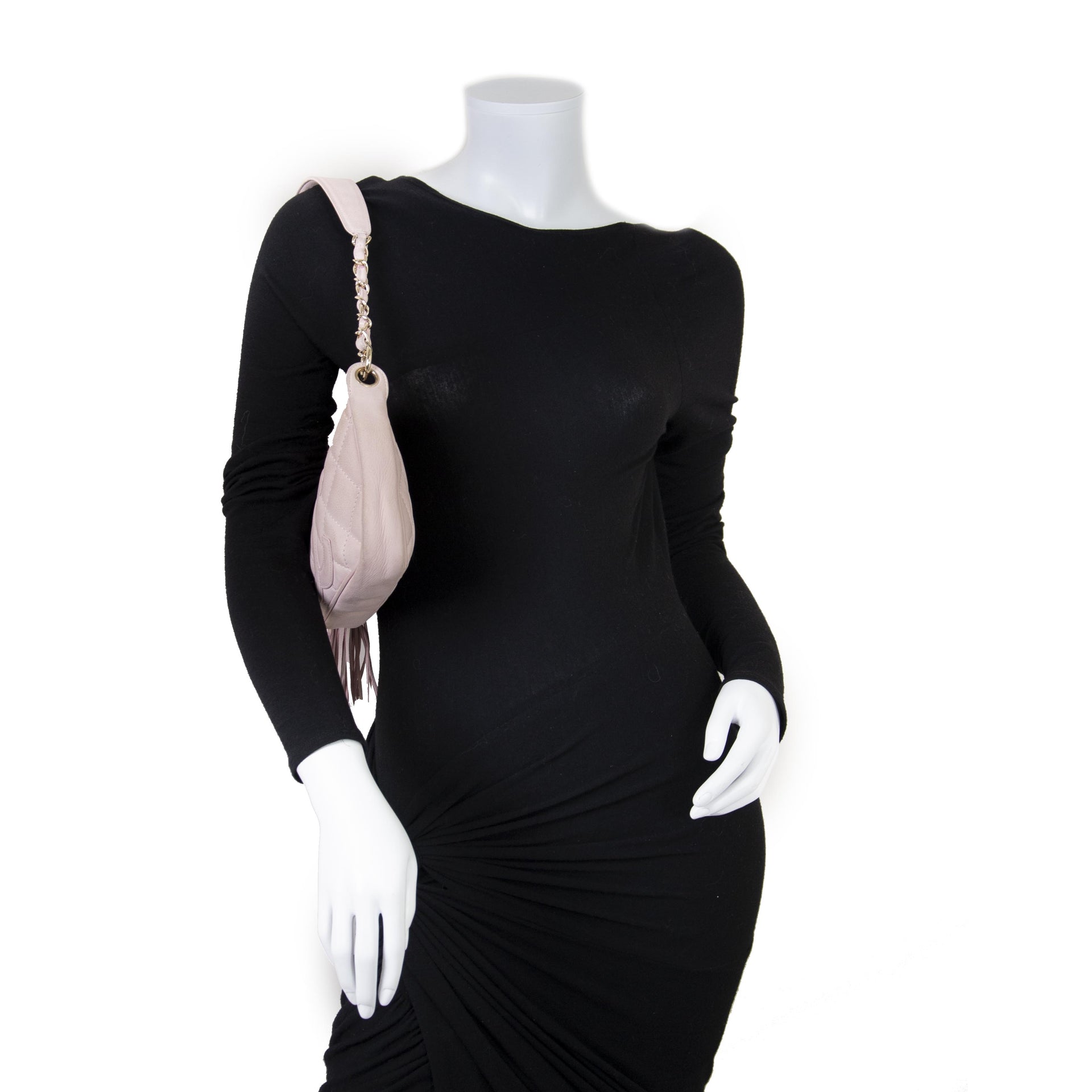 Buy and sell 100% authentic preloved luxury nags online