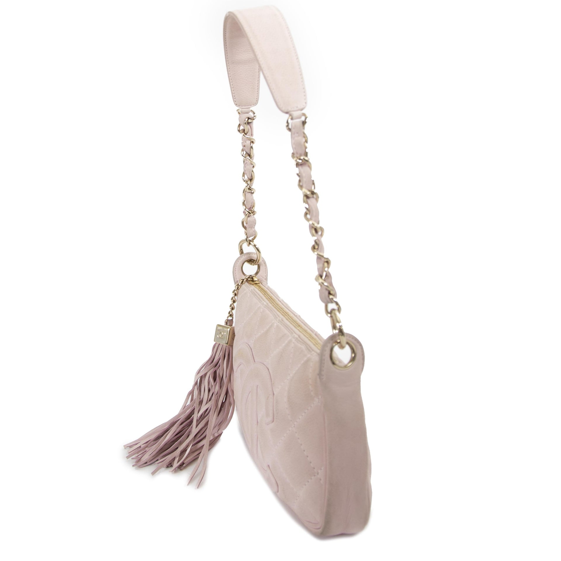 Chanel Light Pink Quilted Caviar Nubuck Pochette Shoulder Bag te koop online at Labellov