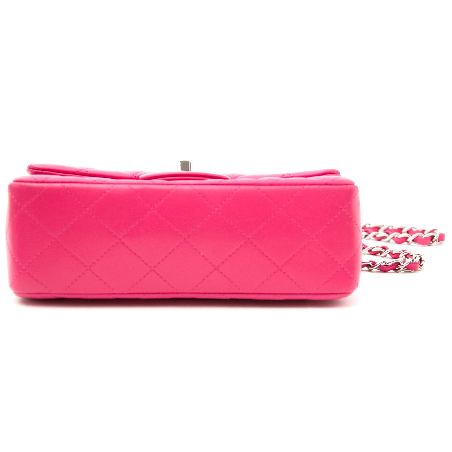 koop veilig online aan de beste prijs Chanel Candy Pink New Mini Classic Flap Bag