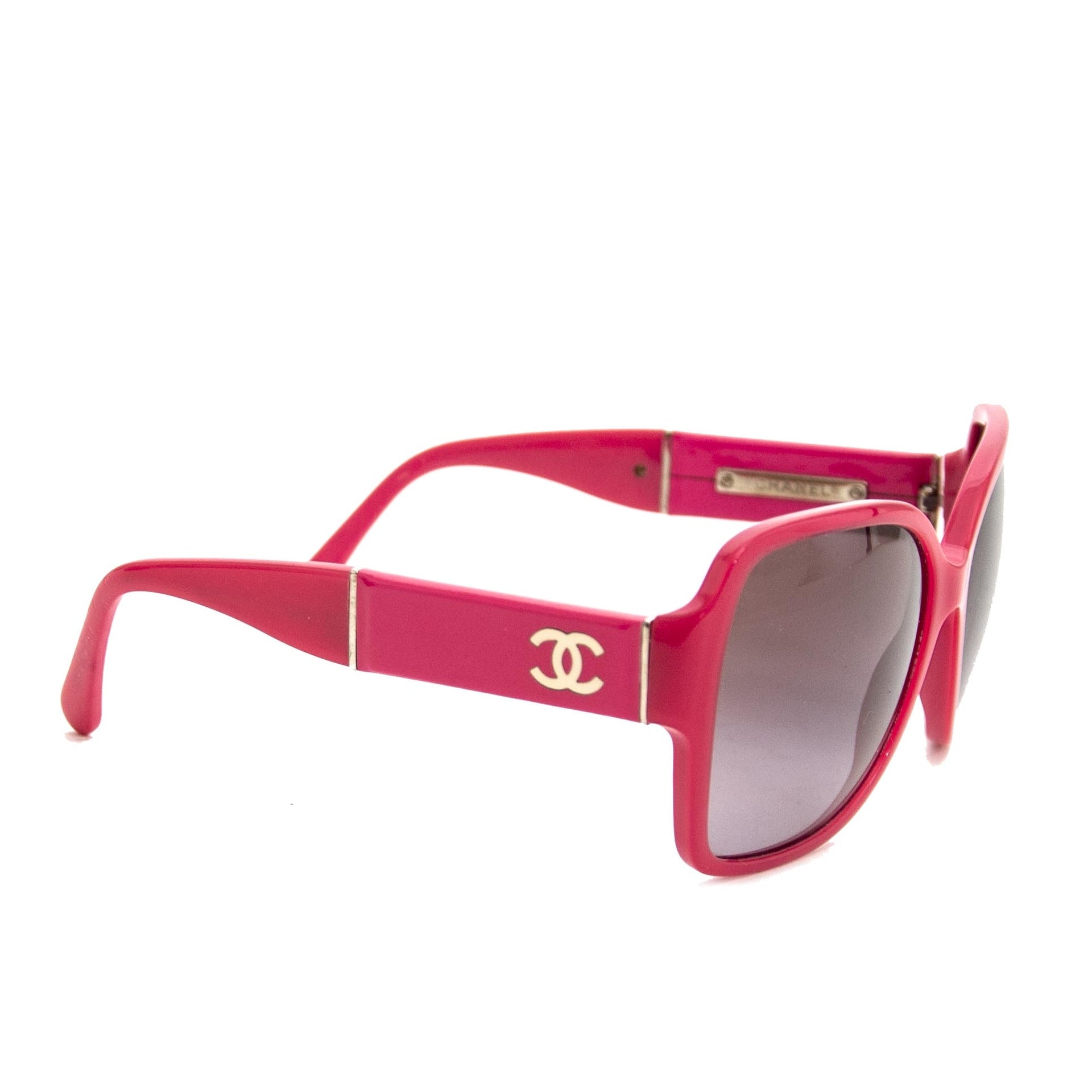 Chanel Patent Leather Pink Sunglasses for sale at Labellov secondhand luxury in Antwerp