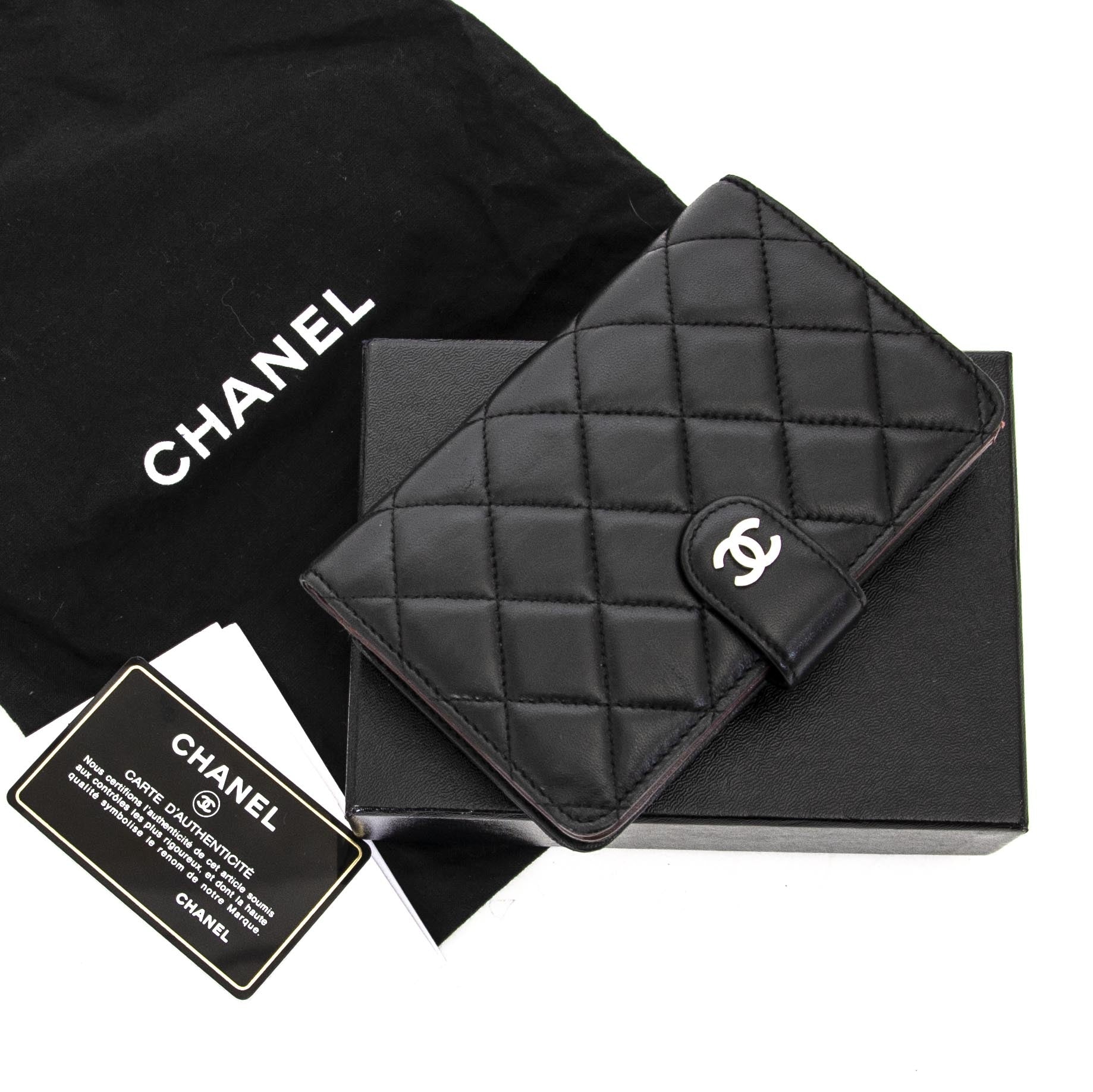Chanel Black Leather Quilted Wallet now for sale at labellov vintage fashion webshop belgium