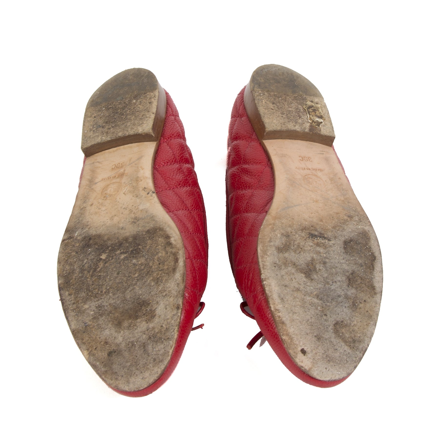 Authentieke tweedehands Chanel Red Quilted Caviar Leather Ballet Flats maat 39 juiste prijs veilig online winkelen LabelLOV webshop luxe merken winkelen Antwerpen België mode fashion ballerina's