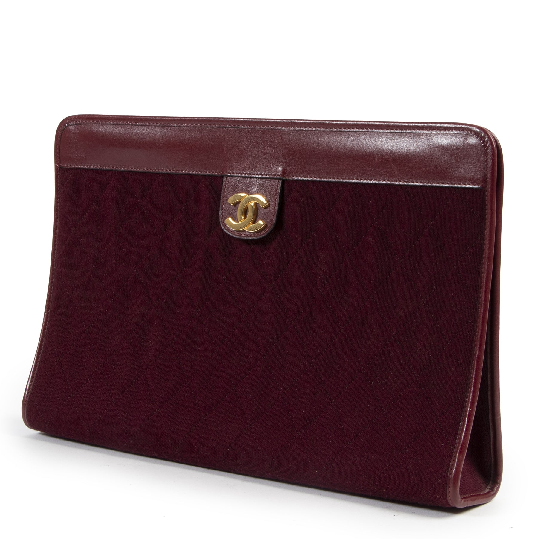 shop vintage Chanel Bordeaux Matelasse CC Clutch