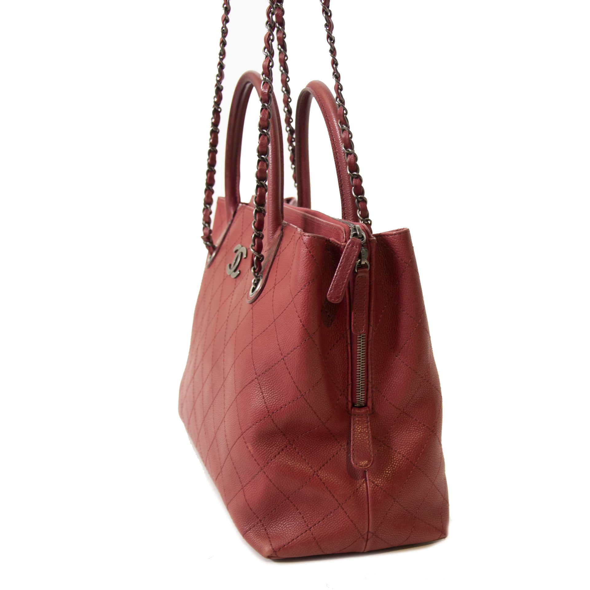 Chanel Grained Vegetal Calfskin Shopping Tote nu te koop tegen de beste prijs bij labellov.com