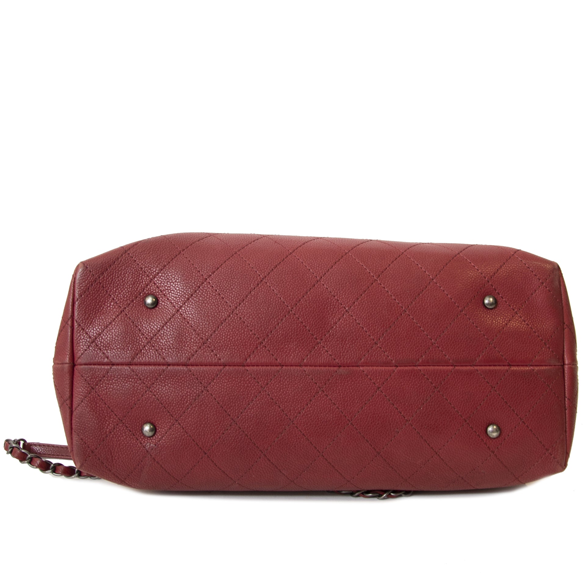 Chanel Grained Vegetal Calfskin Shopping Tote en ligne chez labellov.com pour meilleur prix
