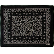 Chanel Black Scarf CC Logo nu te koop bij labellov.com tegen de beste prijs