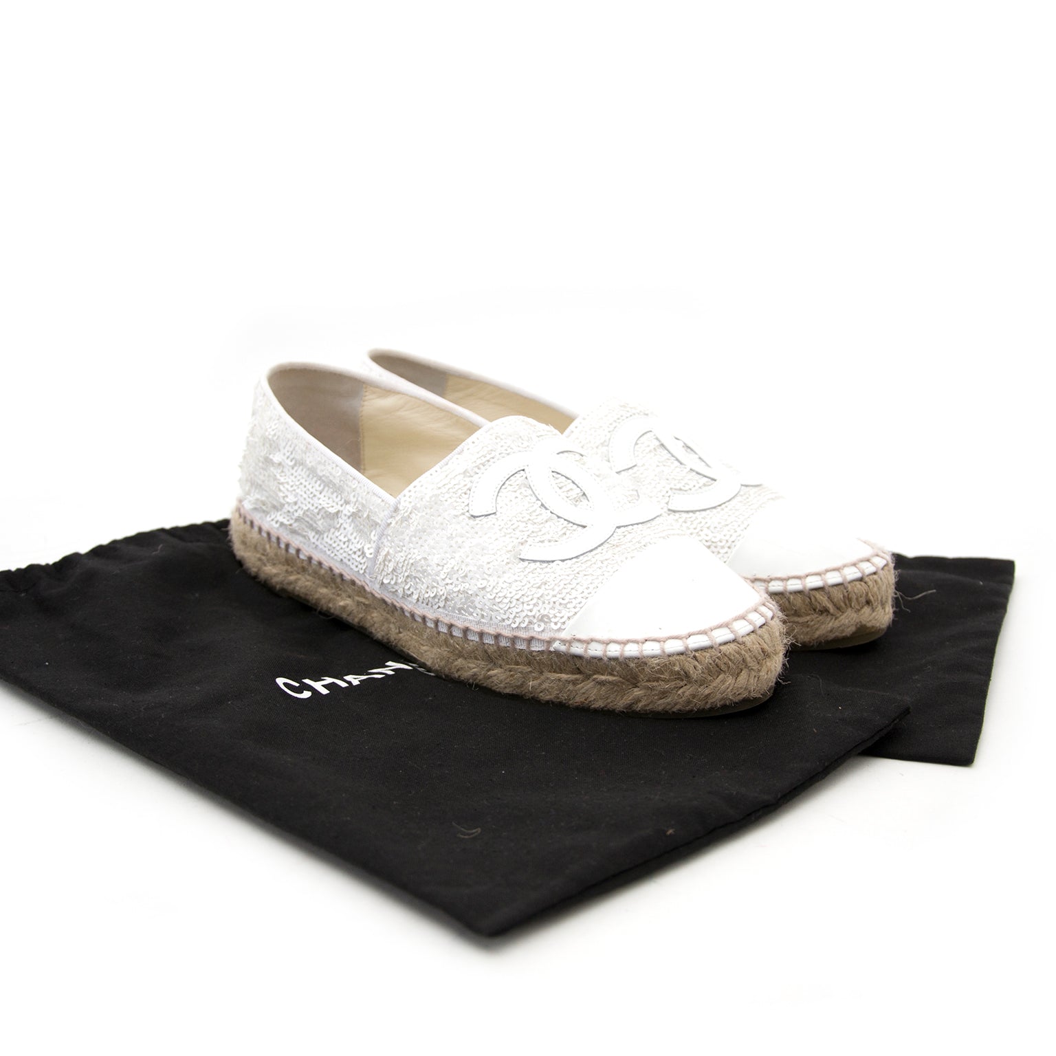 Acheter en ligne chez Labellov.com Chanel White Pailette Espadrilles - Size:36