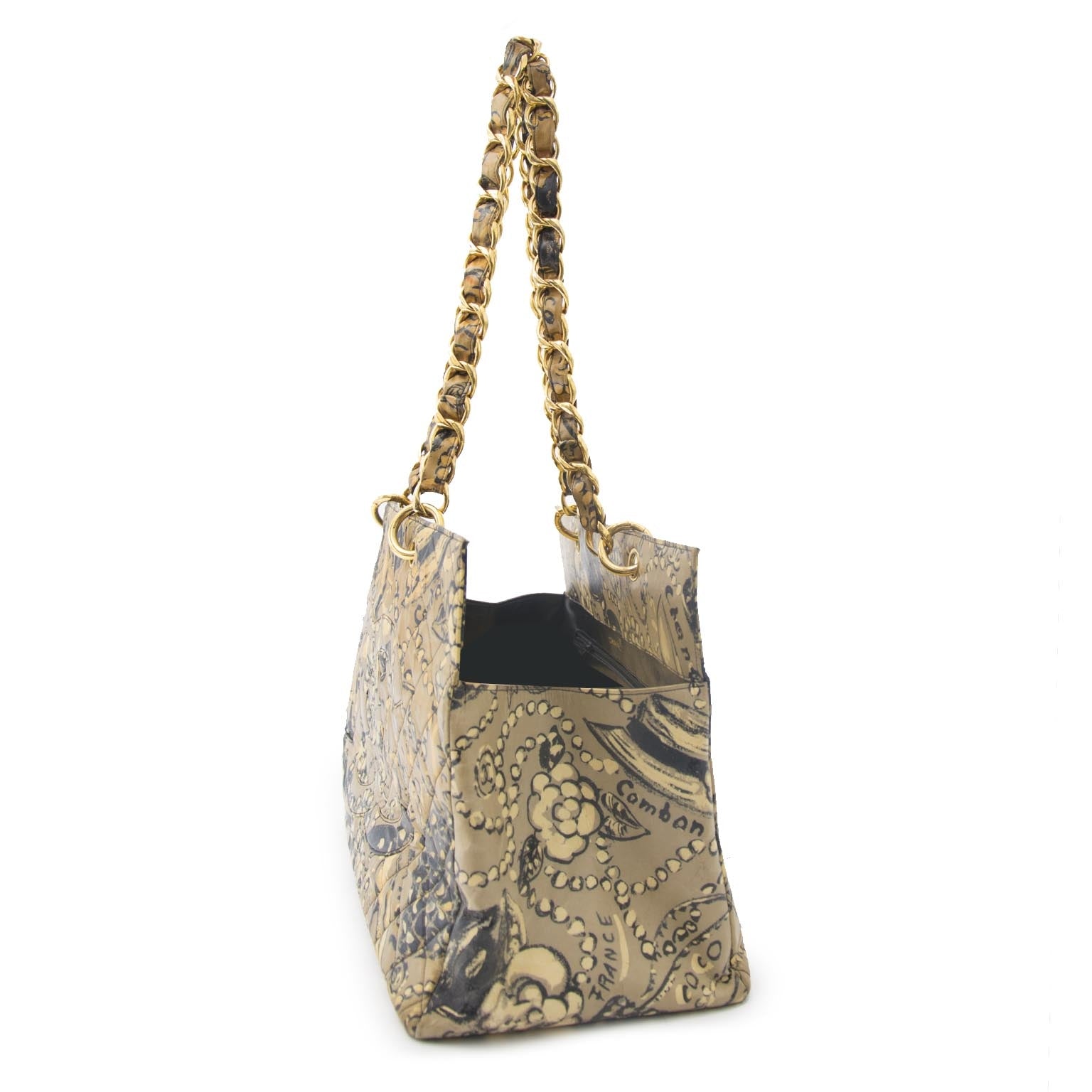 Chanel Mustard & Brown Motive Quilted Tote Bag Buy authentic designer Chanel secondhand bags at Labellov at the best price. Safe and secure shopping. Koop tweedehands authentieke Chanel tassen bij designer webwinkel labellov.